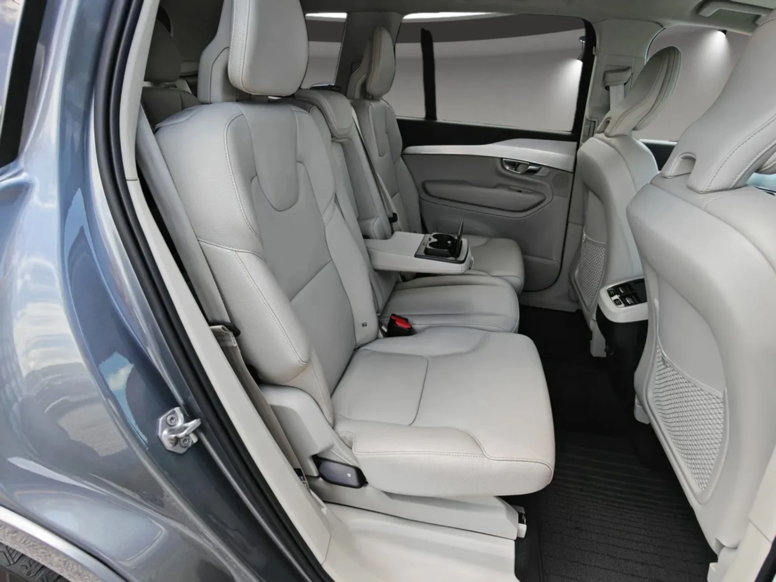 Volvo Xc90 D5/4x4/7места/Подгрев/VIRTUAL COCKPIT/ЕЛ.БАГАЖНИК/, снимка 15 - Автомобили и джипове - 54830497
