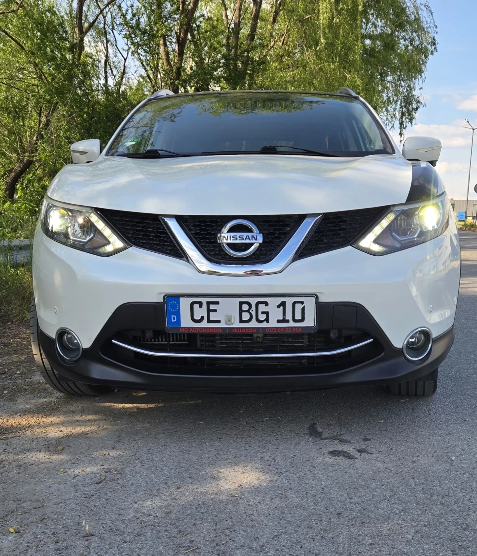 Nissan Qashqai TEKNA 1.6 131кс.FULL LIMITED EDITIONS CHROME 360* , снимка 4 - Автомобили и джипове - 54974680