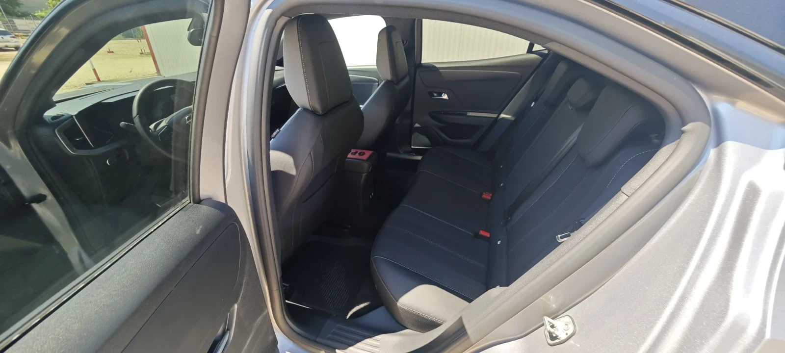 Opel Mokka Automatic Benzin 08/2024 Гаранция , снимка 11 - Автомобили и джипове - 55057331