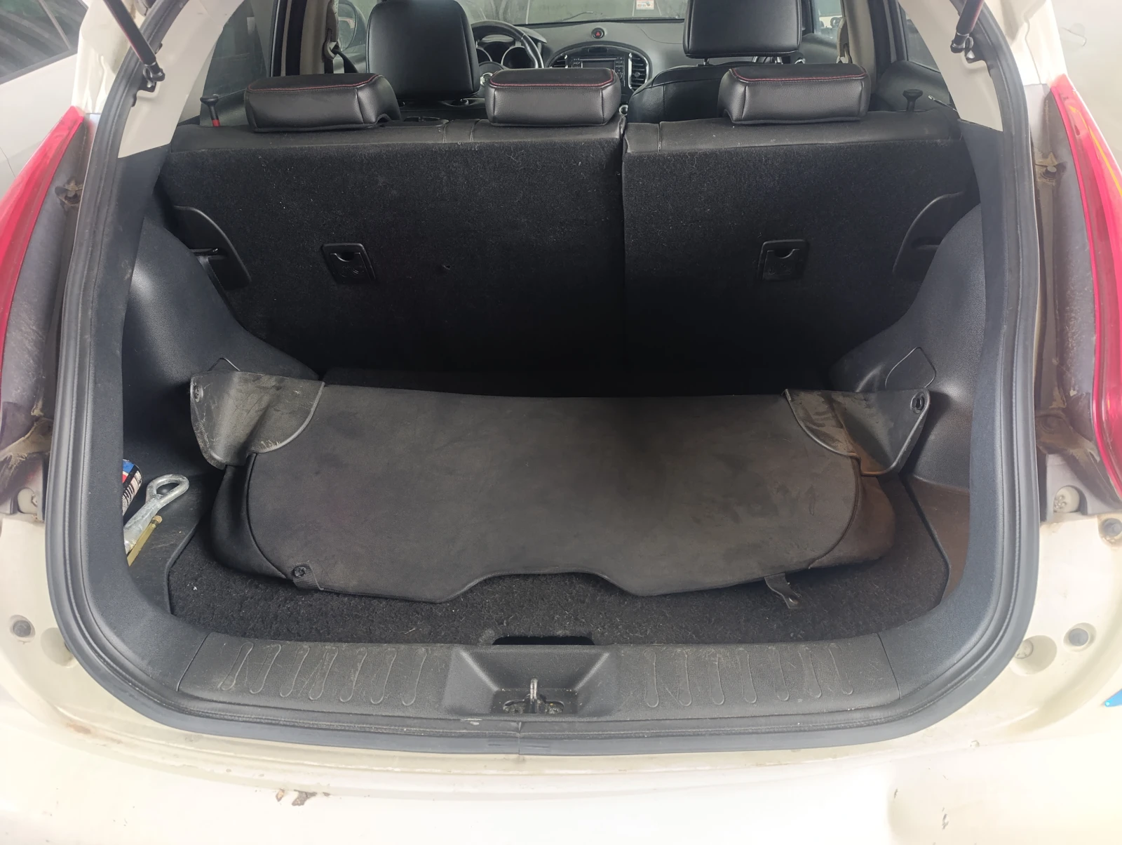Nissan Juke 1.5DCI 110, снимка 13 - Автомобили и джипове - 55333746