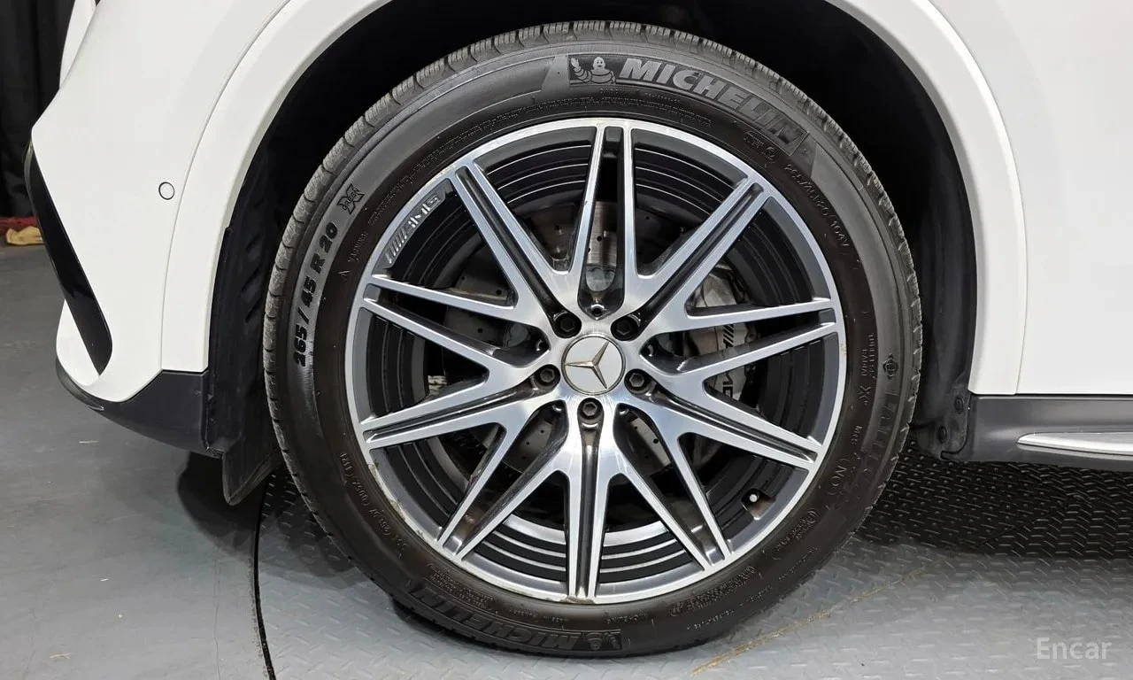 Mercedes-Benz GLC 43 AMG 4MATICОБДУХВАНЕ/ПАНОРАМА/ДИСТРОНИК/360 КАМЕРИ, снимка 5 - Автомобили и джипове - 55954055