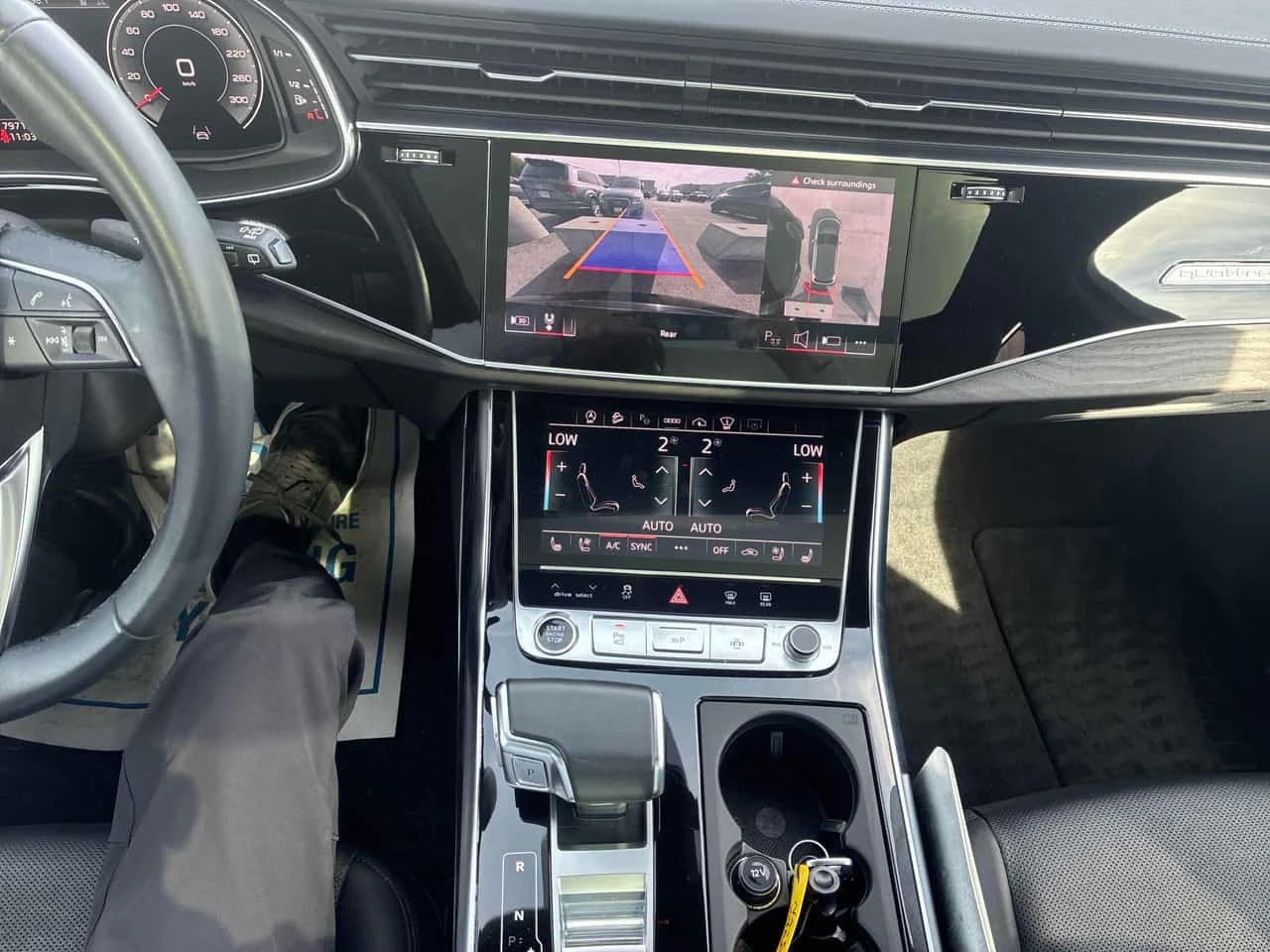 Audi Q7 TECHNIK * ГЛАВНО ПРЕДСТАВИТЕЛСТВО НА AUDI* , снимка 9 - Автомобили и джипове - 56186486