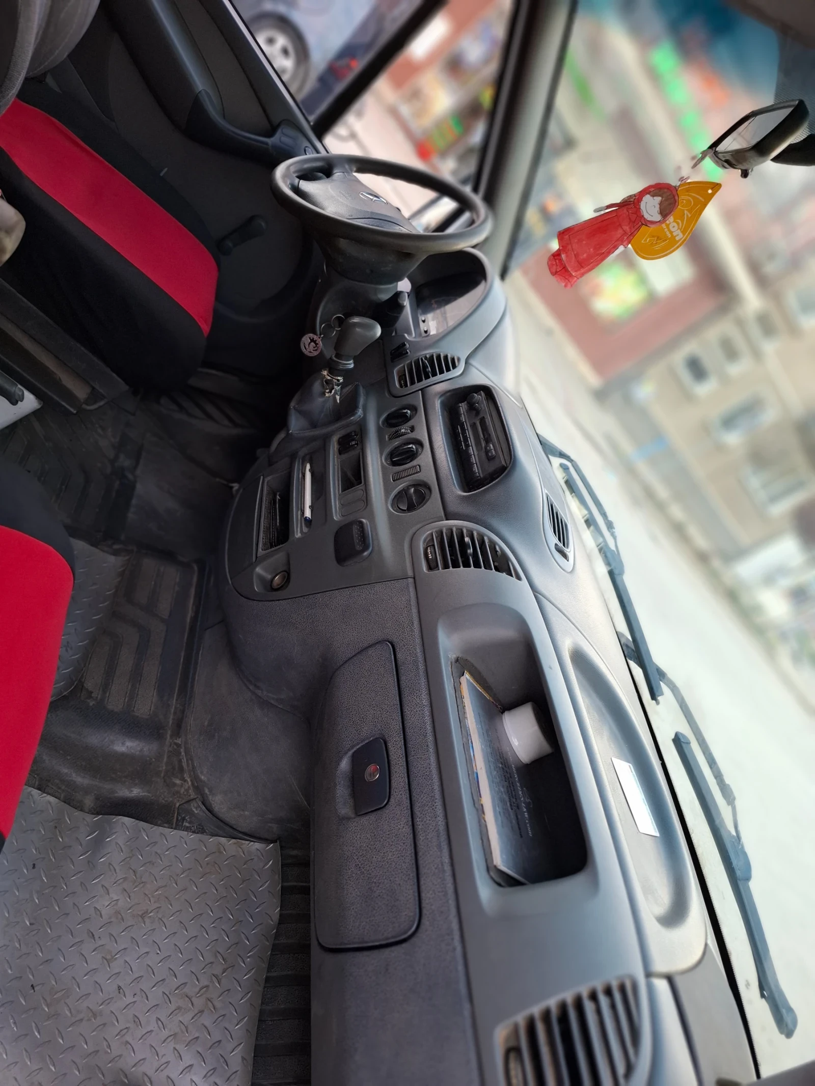 Mercedes-Benz 208 240, снимка 10 - Бусове и автобуси - 54235887