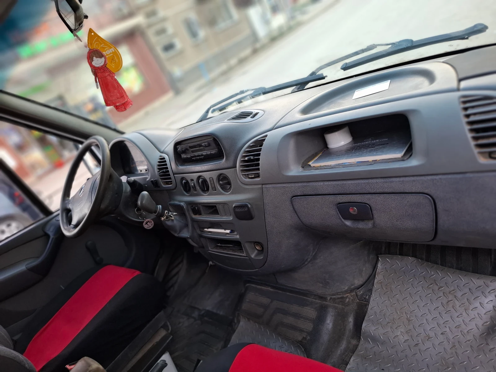 Mercedes-Benz 208 240, снимка 9 - Бусове и автобуси - 54235887