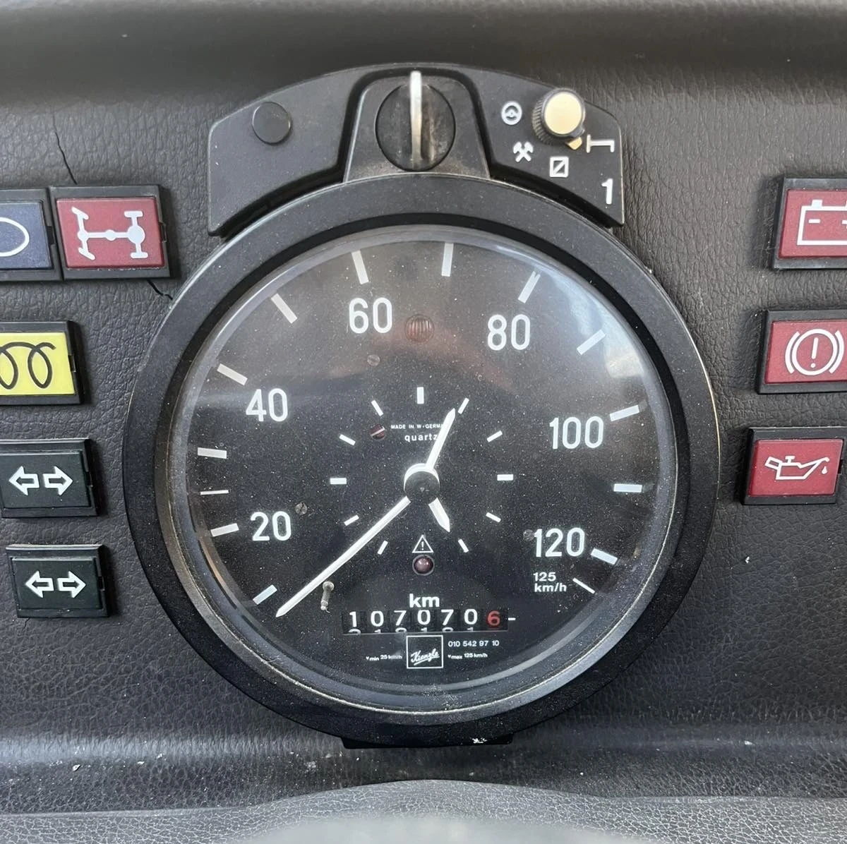 Mercedes-Benz 410  - изображение 4