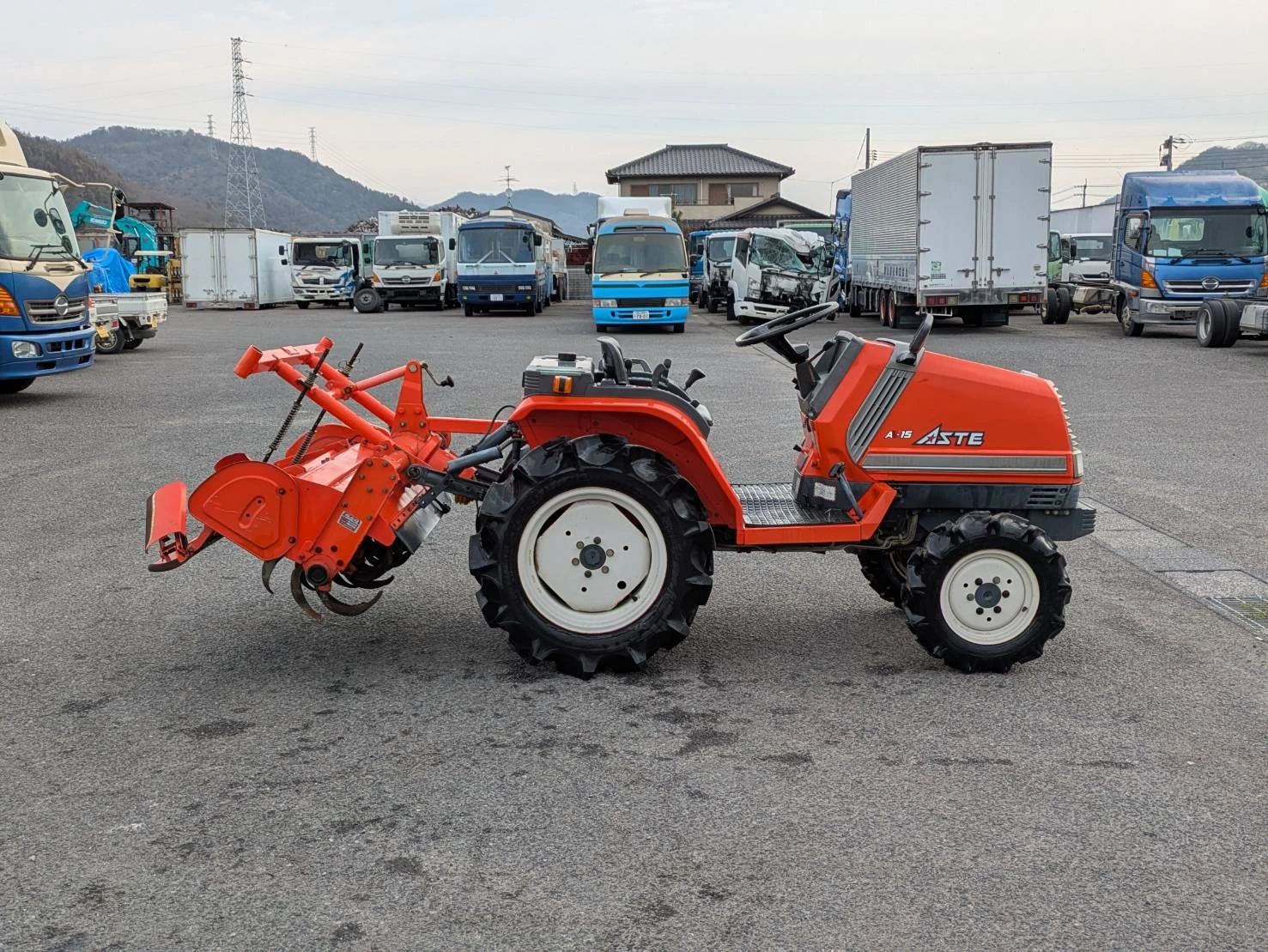 Трактор Kubota ASTE15, снимка 3 - Селскостопанска техника - 55987057