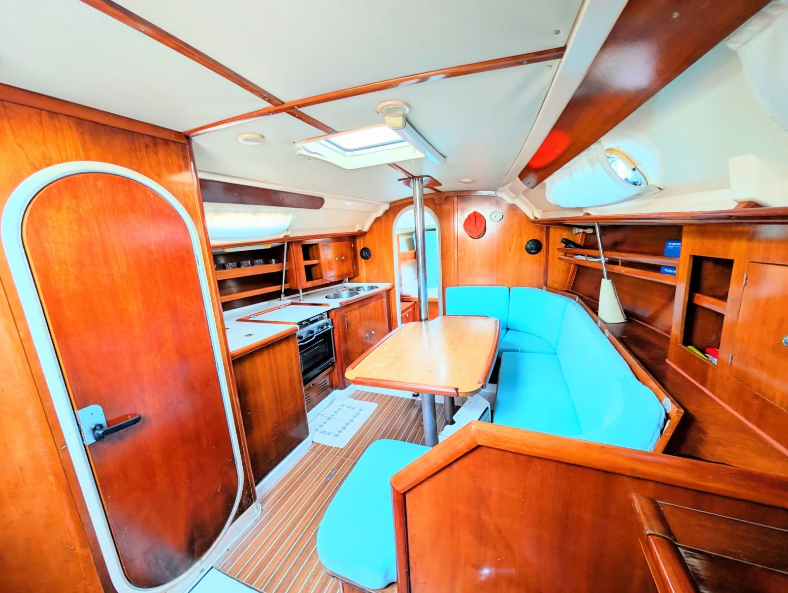 Ветроходна лодка Bavaria SAS VECTOR 361 - изображение 8