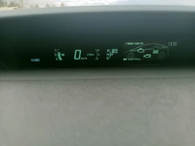 Toyota Prius 1.8 HYBRID, снимка 10