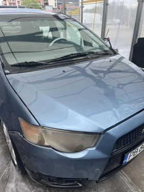 Mitsubishi Colt Хечбек, снимка 1