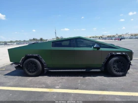 Tesla Cybertruck * AWD* 360* ПАНО* KEYLESS* Camera* ПОДГРЕВ* , снимка 9