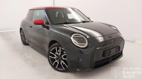 Mini Cooper SE Automatic John Cooper Works Trim - 79000 лв. / 40392.06 € - 29625919 4