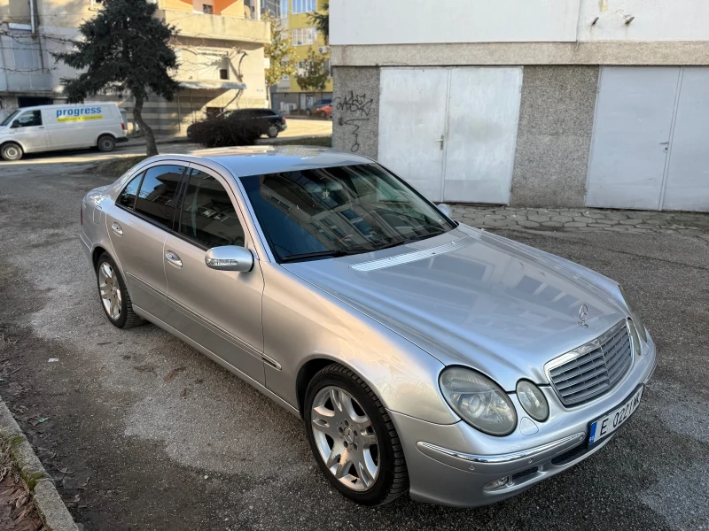 Mercedes-Benz E 320, снимка 4 - Автомобили и джипове - 48827328