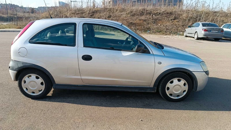 Opel Corsa Edition 1.2, снимка 4 - Автомобили и джипове - 48911204