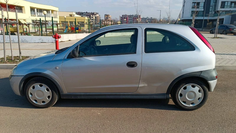 Opel Corsa Edition 1.2, снимка 5 - Автомобили и джипове - 48911204