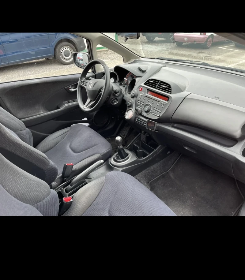 Honda Jazz 1.4i Facelift Swiss, снимка 6 - Автомобили и джипове - 49597182