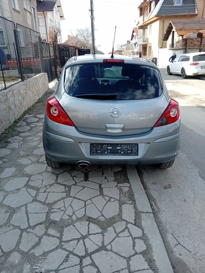 Opel Corsa, снимка 15 - Автомобили и джипове - 49611293