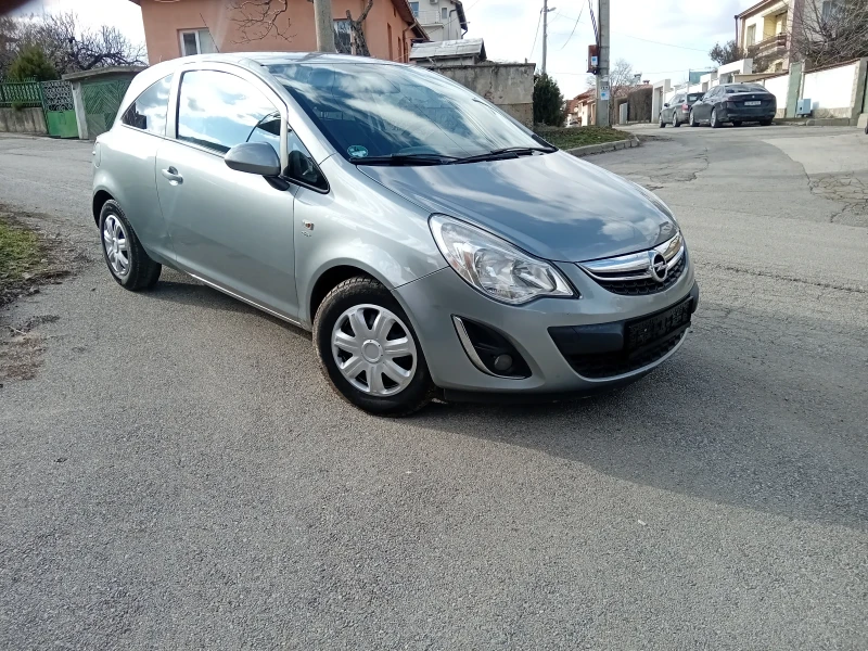 Opel Corsa, снимка 1 - Автомобили и джипове - 49611293