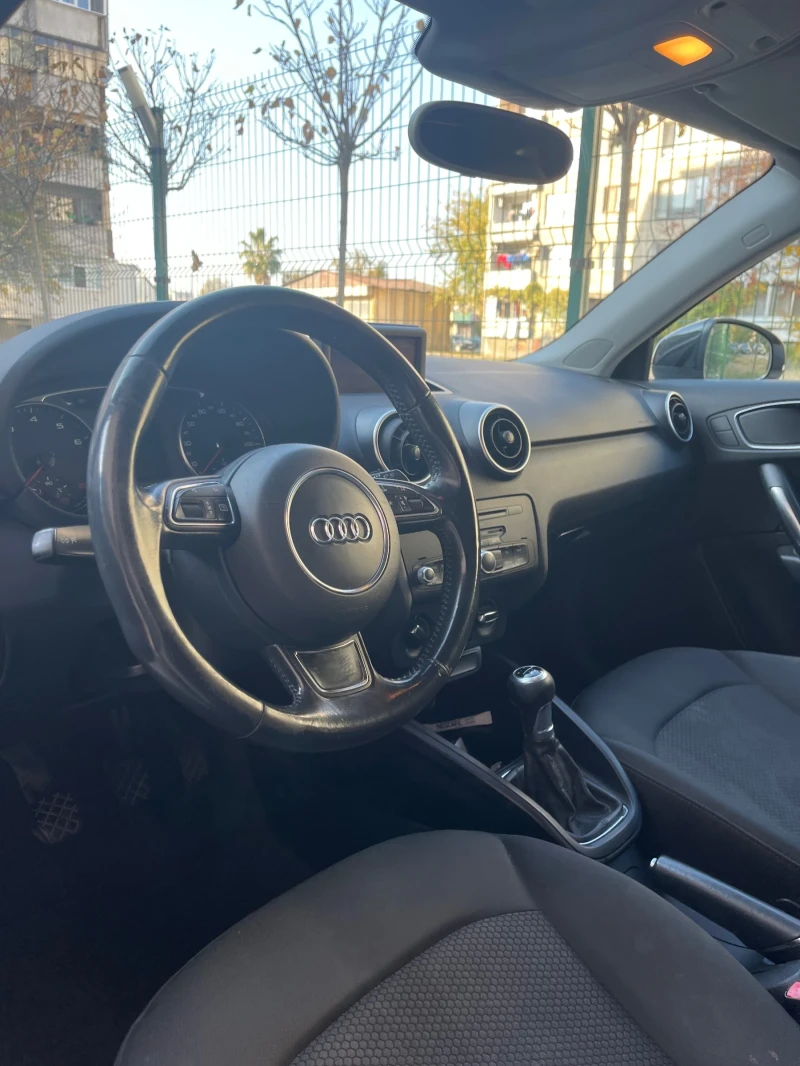 Audi A1, снимка 7 - Автомобили и джипове - 52651674