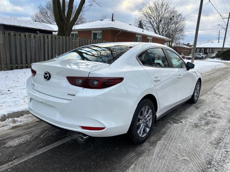 Mazda 3 GS* Sedan* AWD* АвтоКредит* (ЦЕНА ДО БГ) , снимка 6 - Автомобили и джипове - 52796276