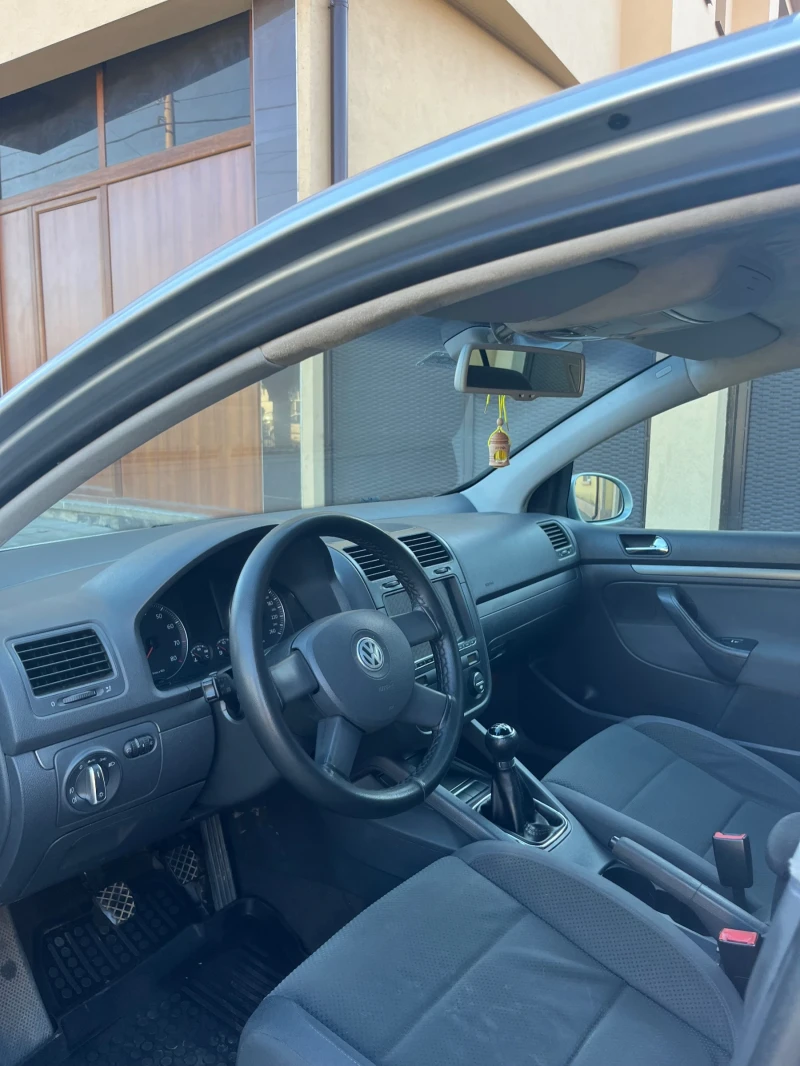 VW Golf, снимка 8 - Автомобили и джипове - 52882263
