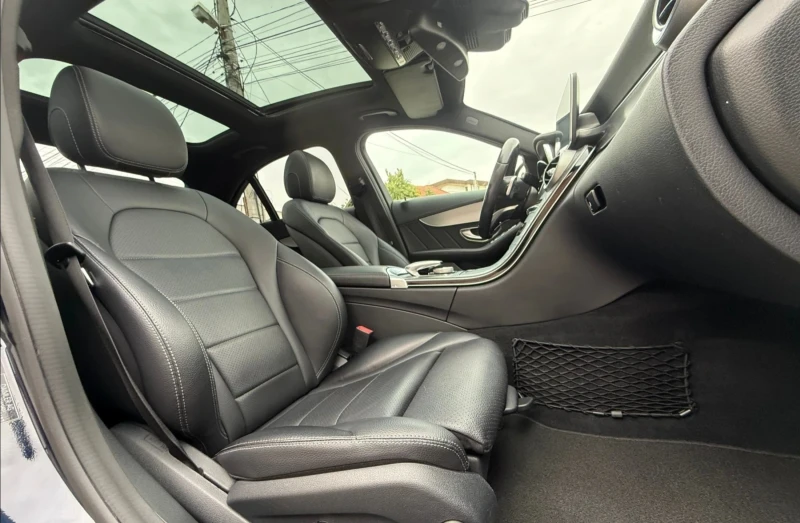 Mercedes-Benz C 300 C300 W205, снимка 12 - Автомобили и джипове - 53152848