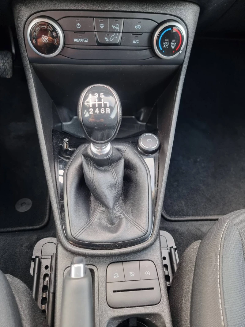 Ford Fiesta 1.5TDCI N1 VAN ЦЕНА С ДДС, снимка 10 - Автомобили и джипове - 53466436