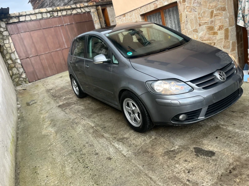 VW Golf Plus, снимка 3 - Автомобили и джипове - 53570367