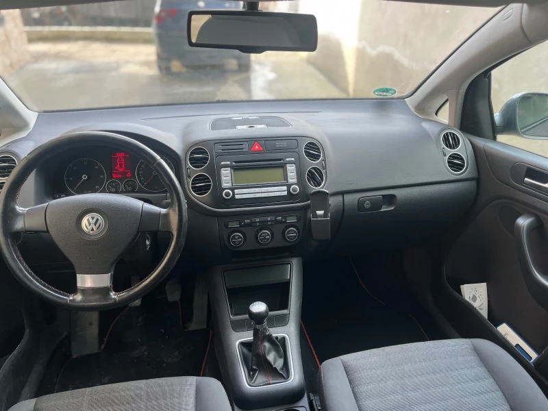 VW Golf Plus, снимка 6 - Автомобили и джипове - 53570367