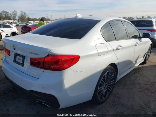 BMW 530E M Sport, снимка 4 - Автомобили и джипове - 49348814