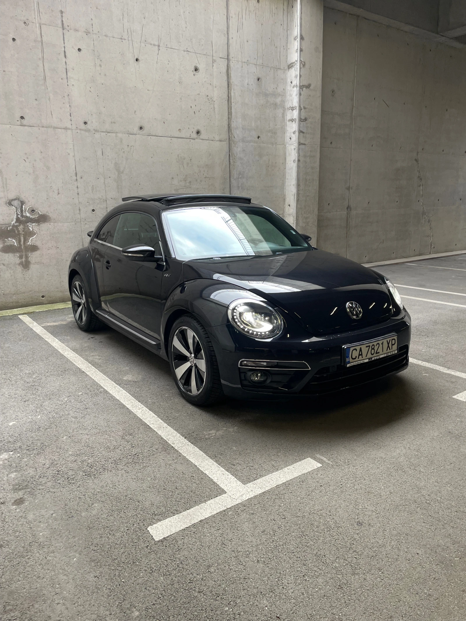 VW New beetle VW New Beetle R-line 2.0 Turbo - изображение 2