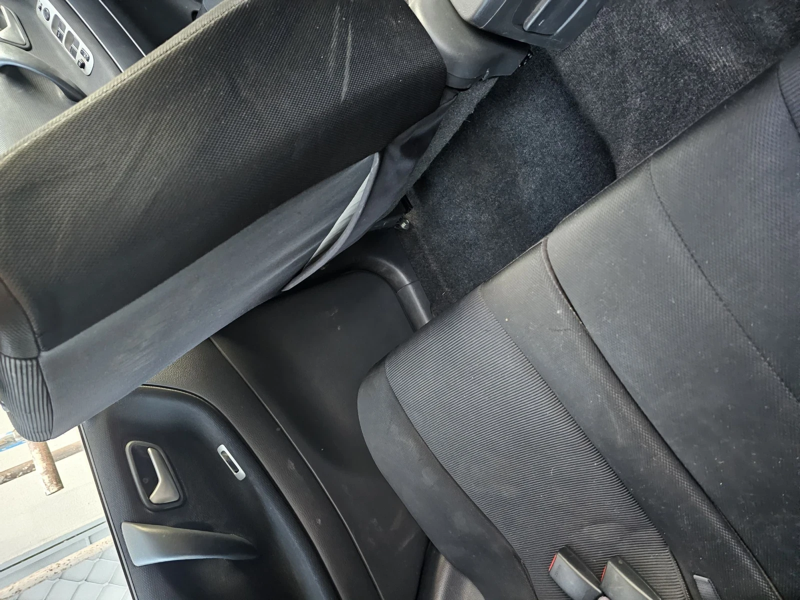 Suzuki Liana | Mobile.bg � ����������� 11