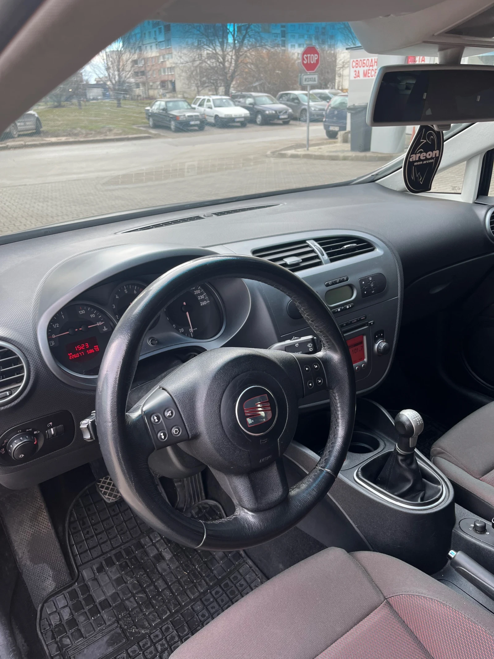 Seat Leon 2.0TFSI 185к.с - изображение 8