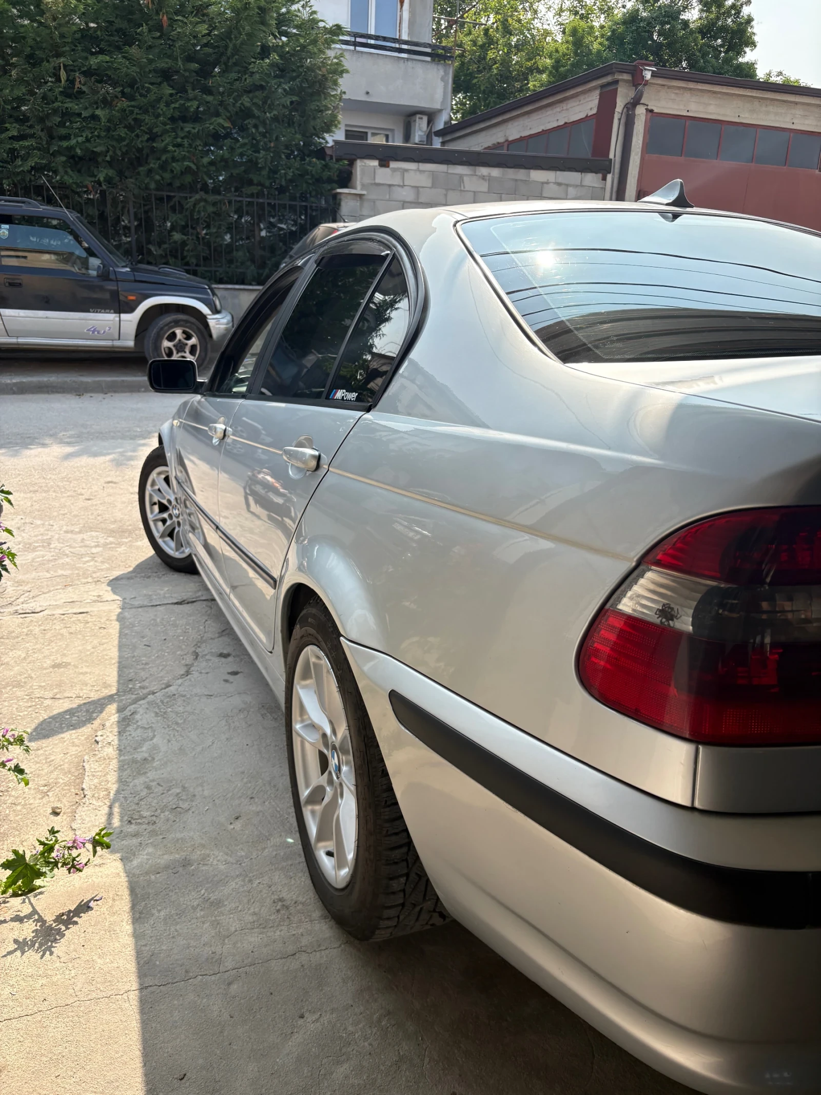 BMW 320  - изображение 6