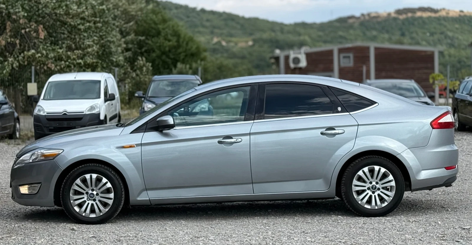 Ford Mondeo 2.0TDCi 140к.с * Климатроник*  - изображение 7