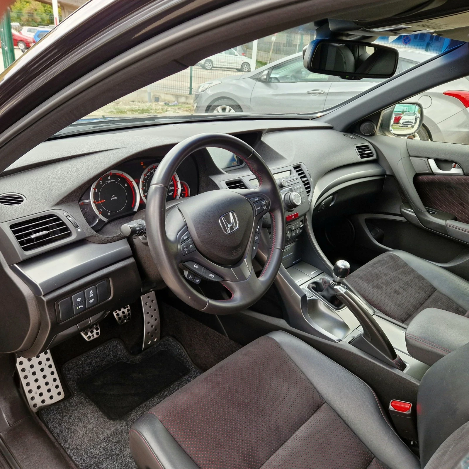Honda Accord 2.2I-DTEC 180к. TYPE-S ДИСТРОНИК ШВЕЙЦАРИЯ  - изображение 9