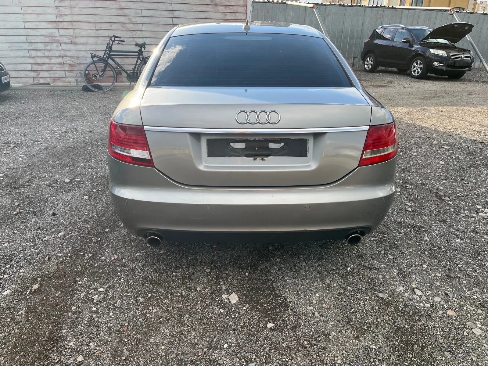 Audi A6 2.4i АВТОМАТ - изображение 5