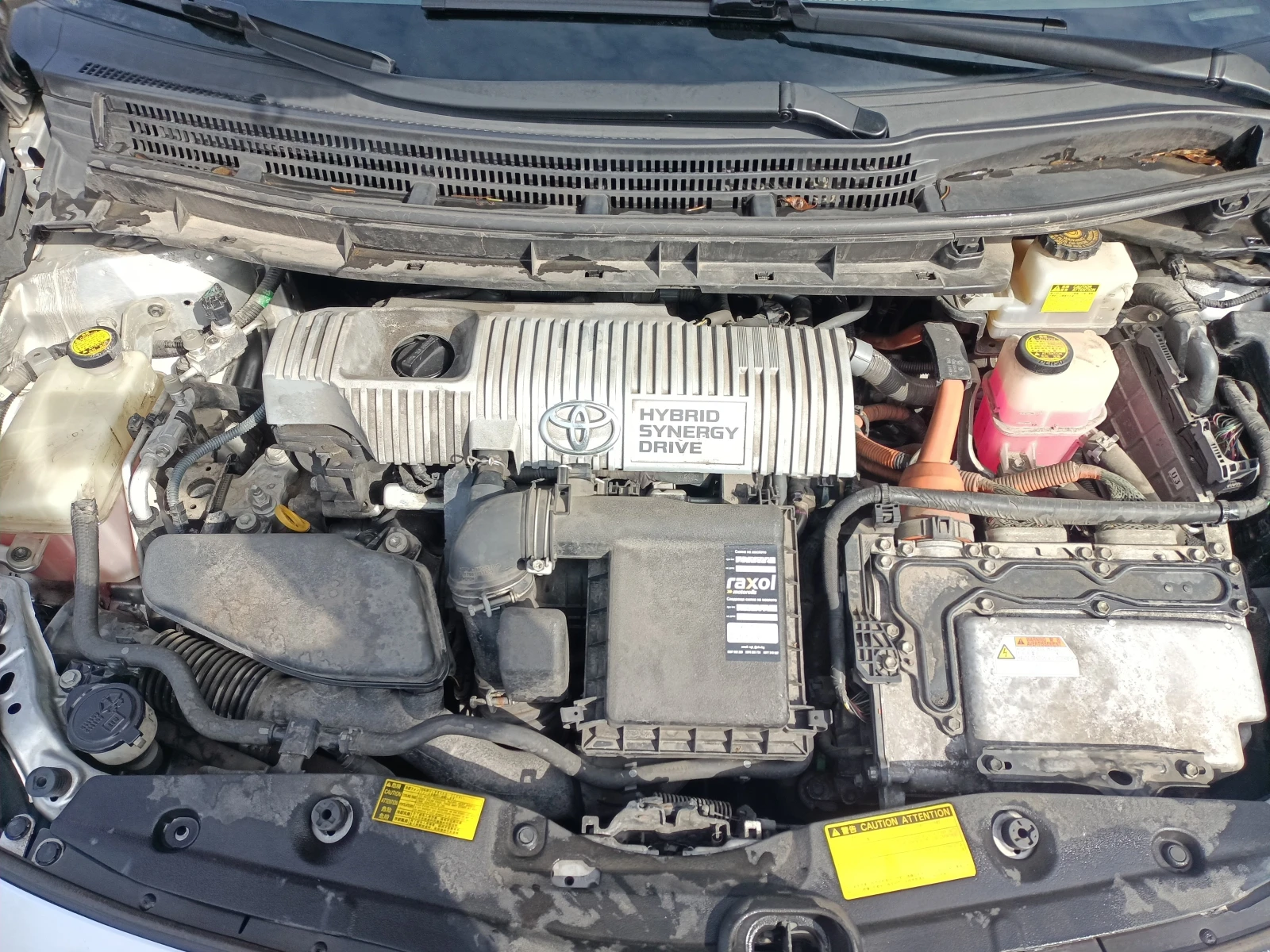 Toyota Prius 1.8 HYBRID | Mobile.bg � ����������� 11