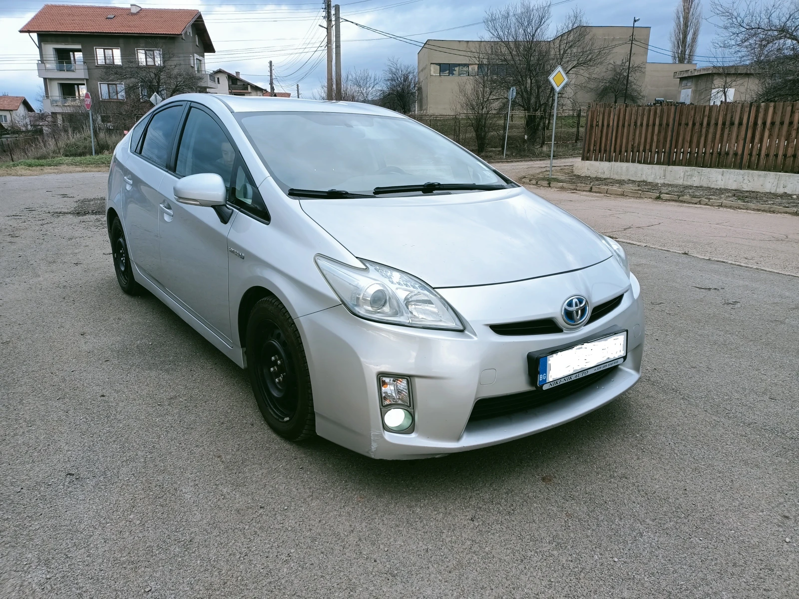 Toyota Prius 1.8 HYBRID | Mobile.bg � ����������� 2