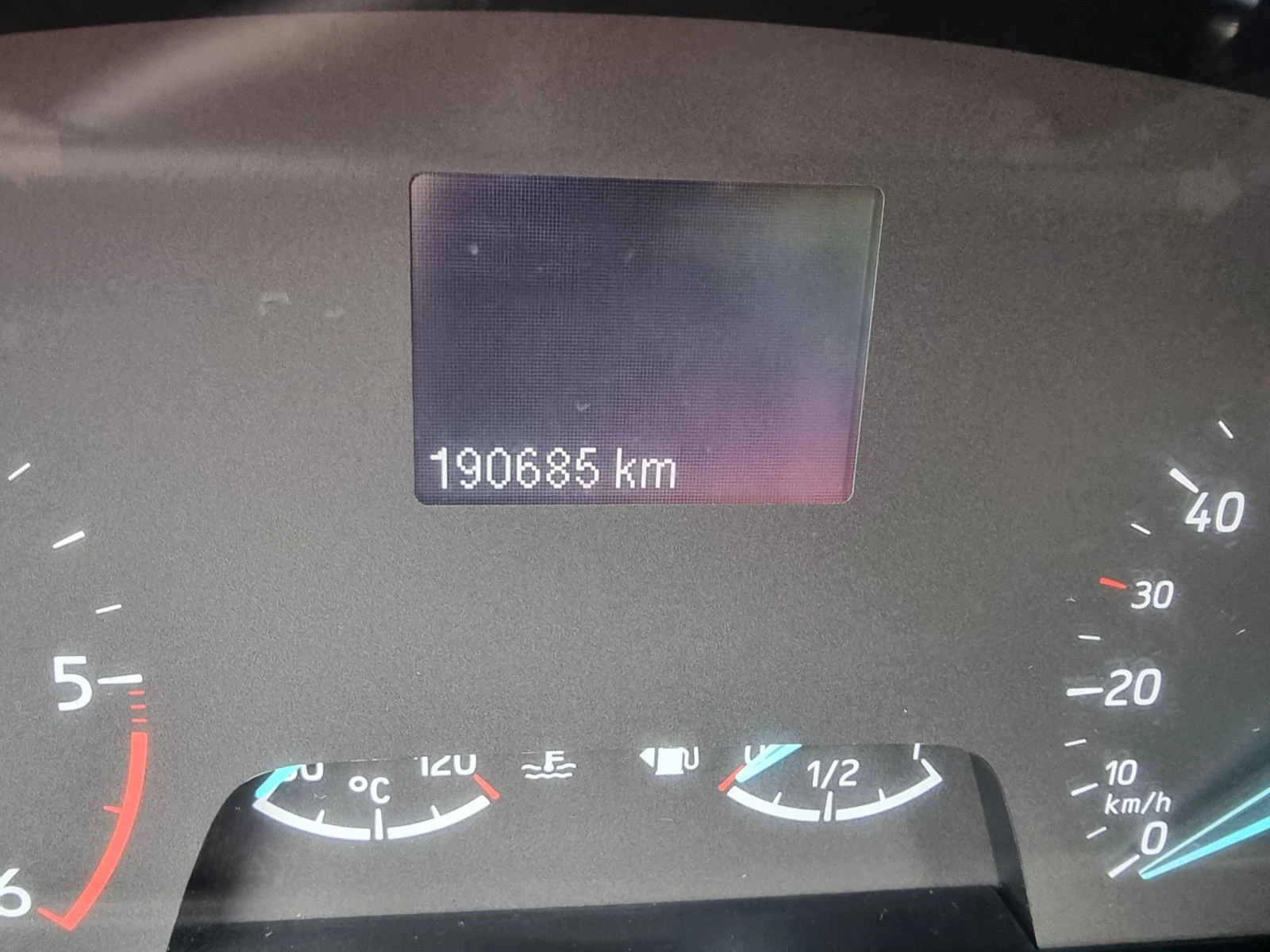 Ford Fiesta 1.5TDCI VAN ���� � ��� | Mobile.bg � ����������� 14