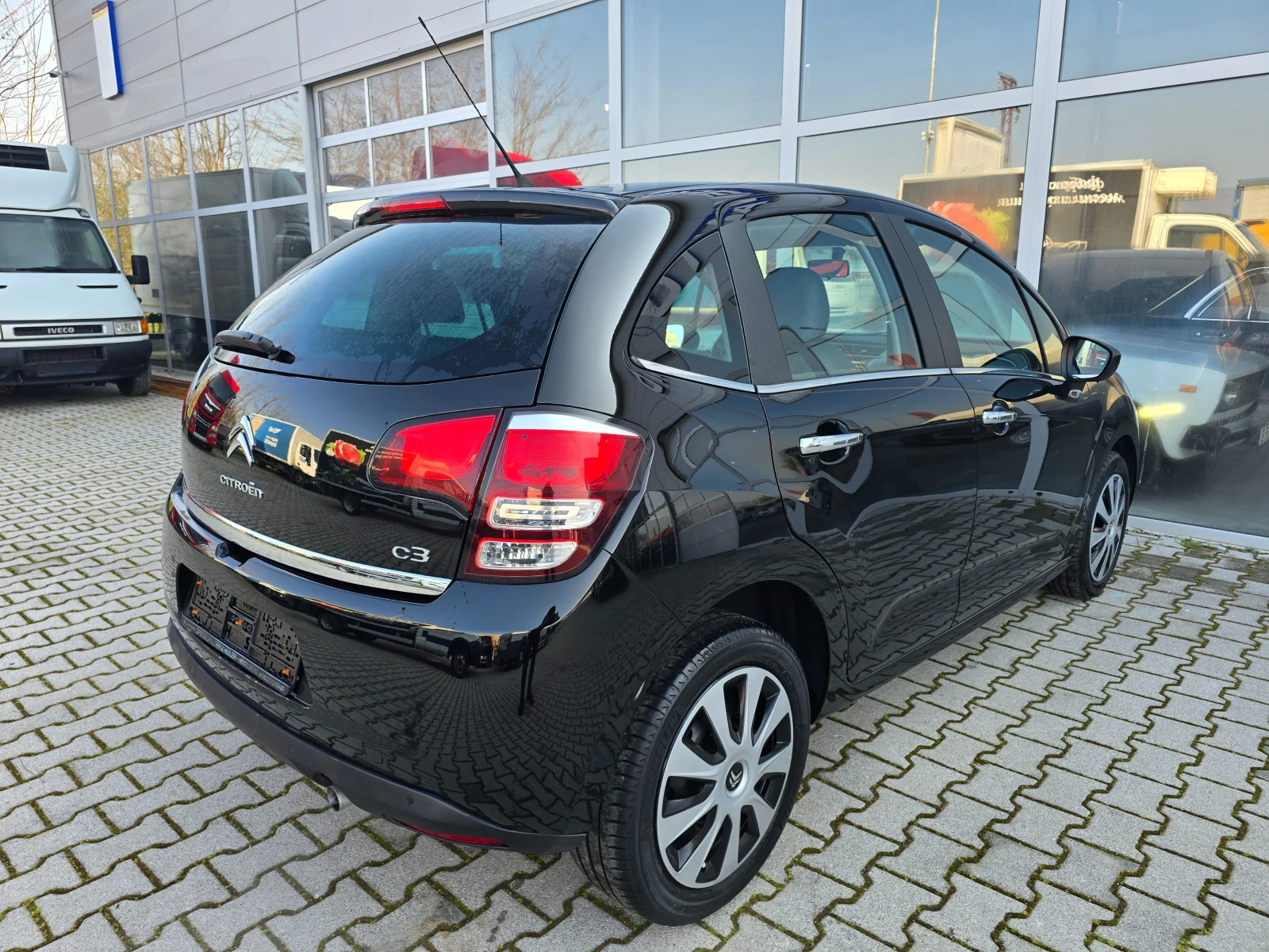 Citroen C3 60000км!!! ЕURO6!!!, снимка 7 - Автомобили и джипове - 53790892