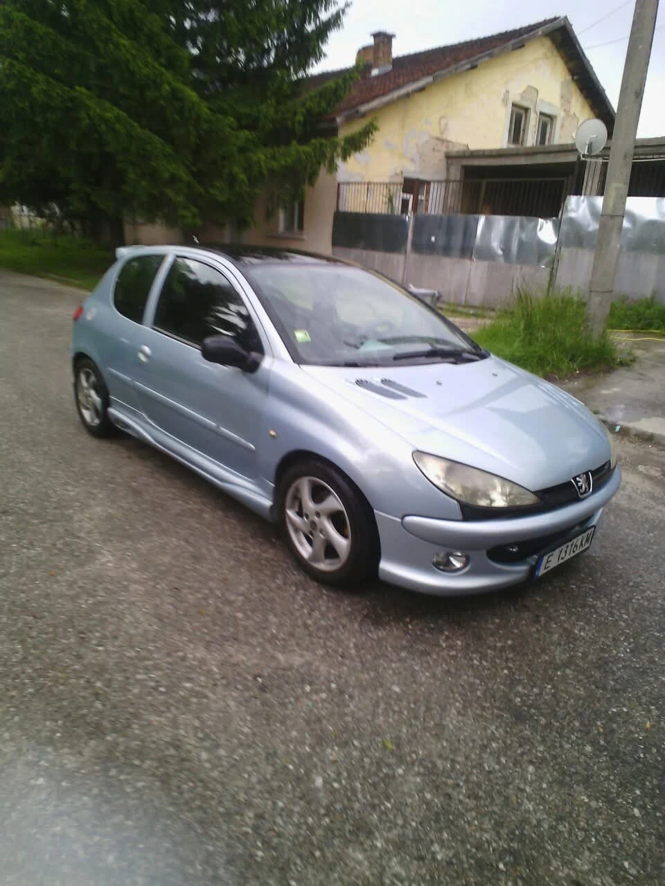 Peugeot 106