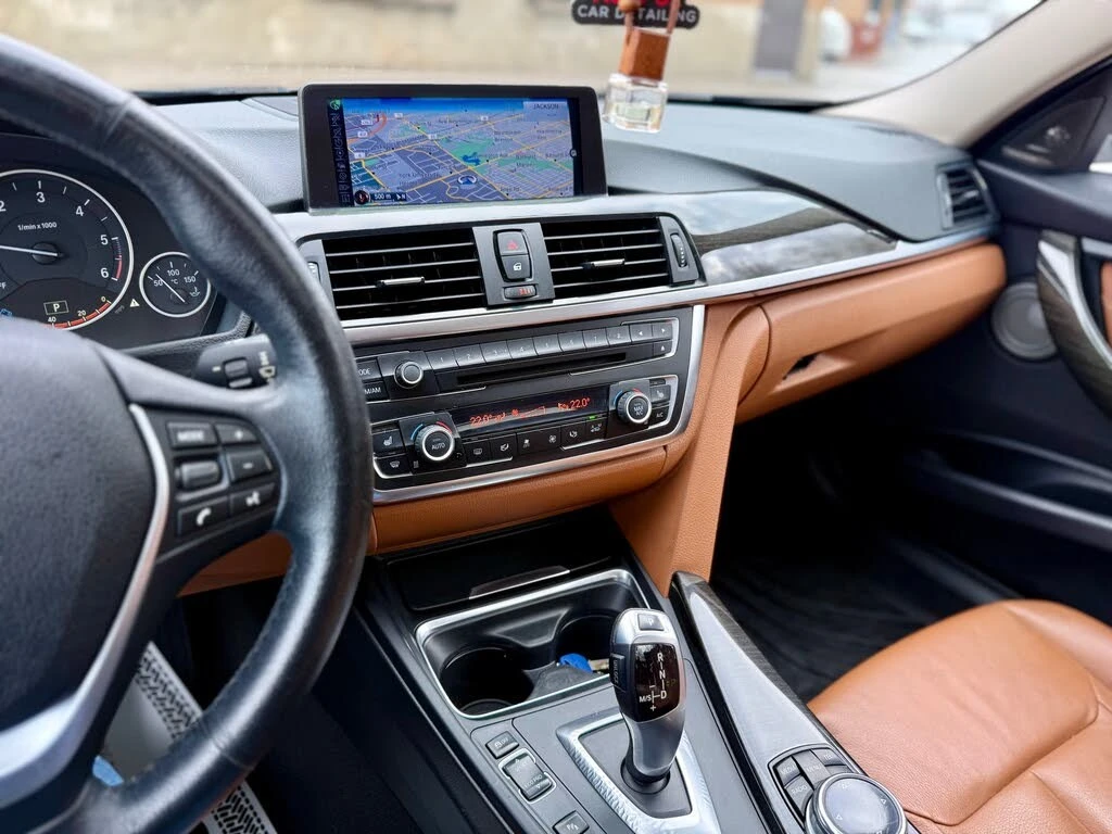 BMW 328 xDrive* АвтоКредит* (ЦЕНА ДО БГ), снимка 11 - Автомобили и джипове - 53966678