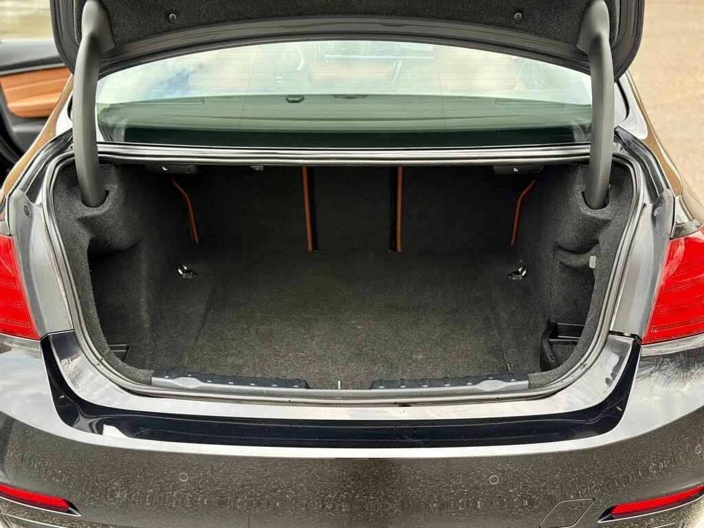 BMW 328 xDrive* АвтоКредит* (ЦЕНА ДО БГ), снимка 16 - Автомобили и джипове - 53966678