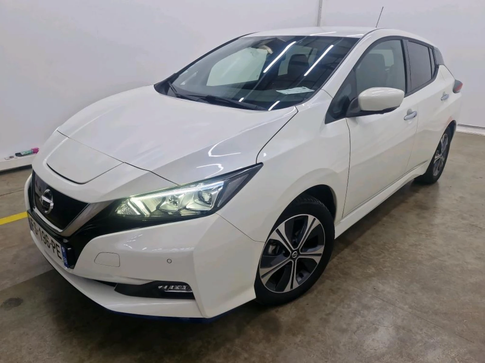 Nissan Leaf  Business, снимка 2 - Автомобили и джипове - 53973940