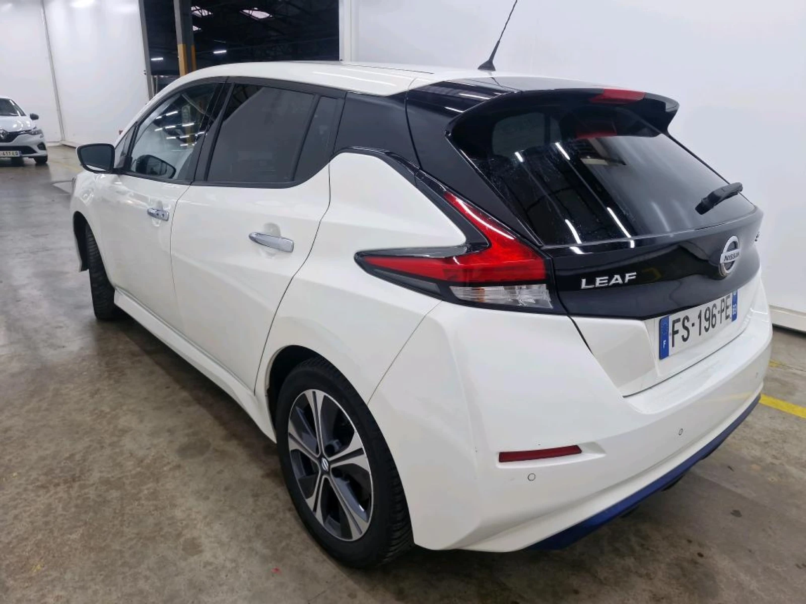 Nissan Leaf  Business, снимка 3 - Автомобили и джипове - 53973940