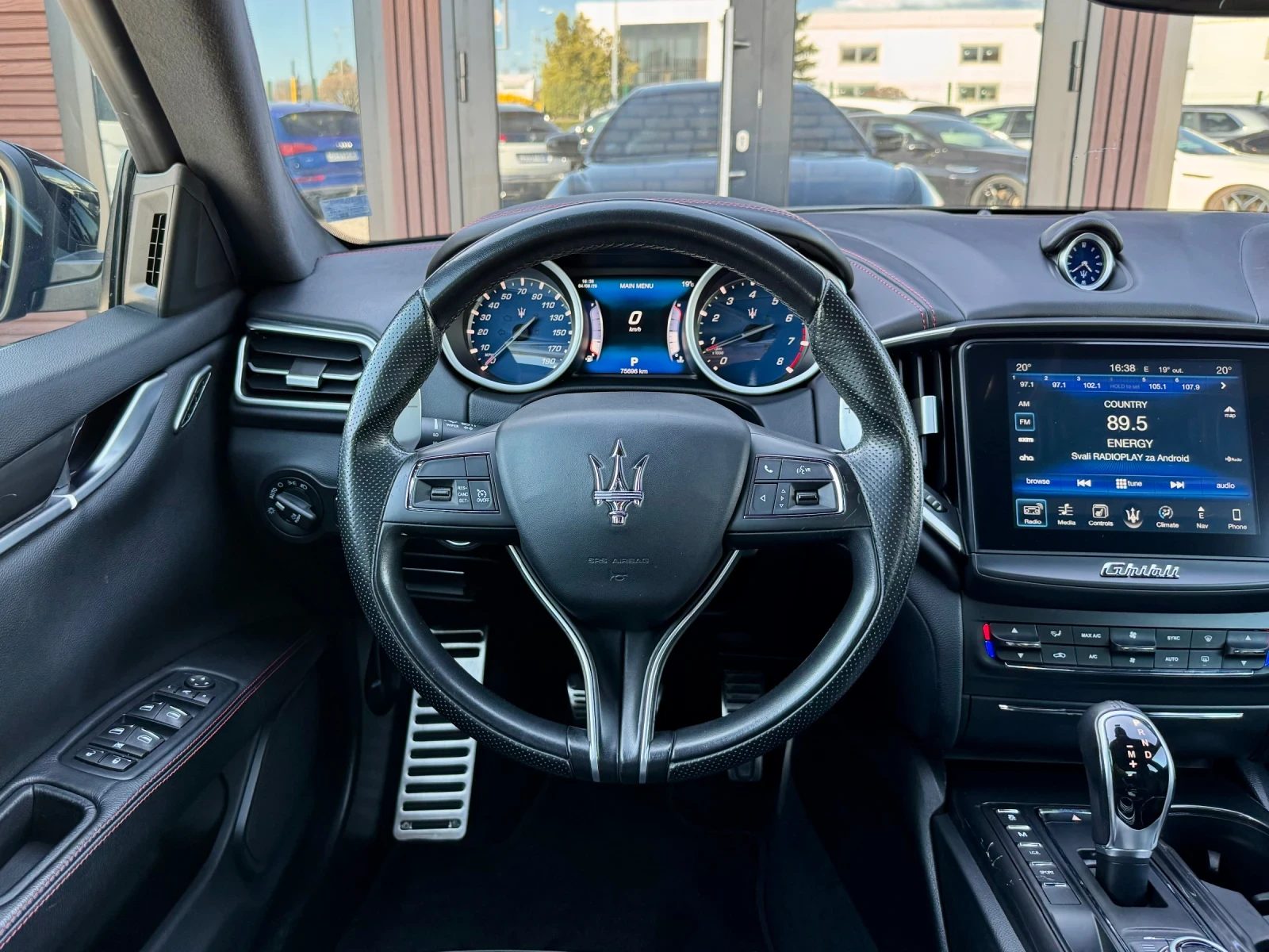 Maserati Ghibli One of 450* Камера* Подгрев* Лизинг, снимка 10 - Автомобили и джипове - 54188455