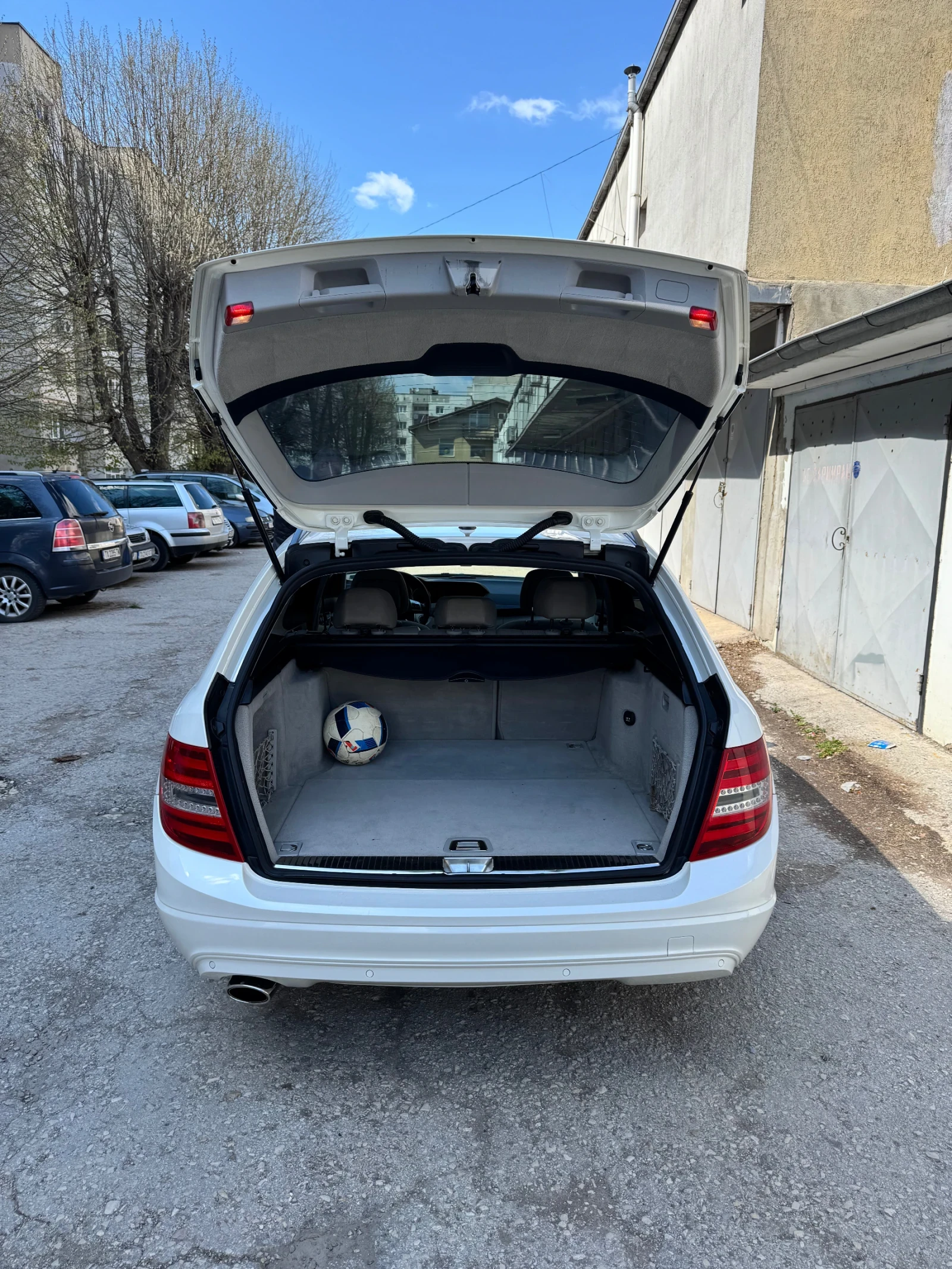 Mercedes-Benz C 220 | Mobile.bg � ����������� 13