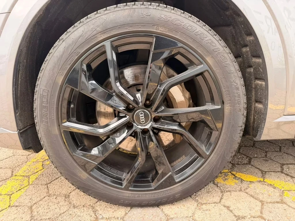 Audi E-Tron 55 quattro advanced 95kWh 408ps DK, снимка 15 - Автомобили и джипове - 54835420