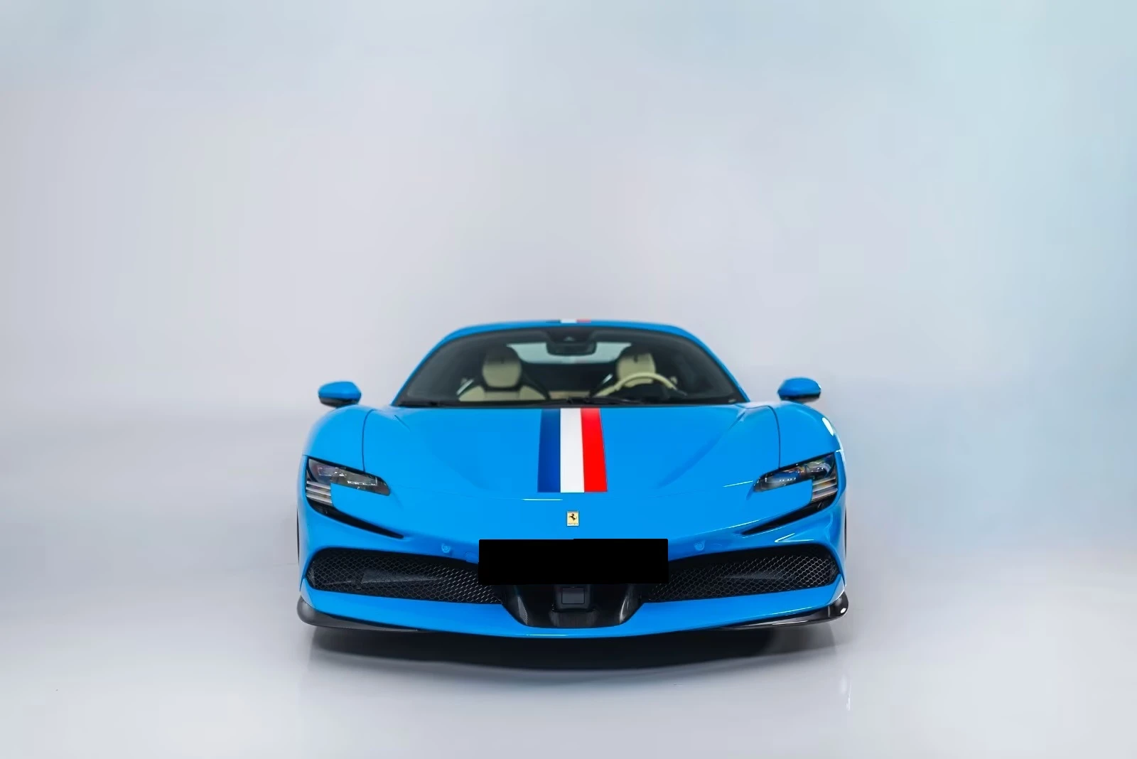 Ferrari SF 90 SPIDER/ CARBON / JBL / AZZURRO / LIFT / CERAMIC, снимка 2 - Автомобили и джипове - 54968047