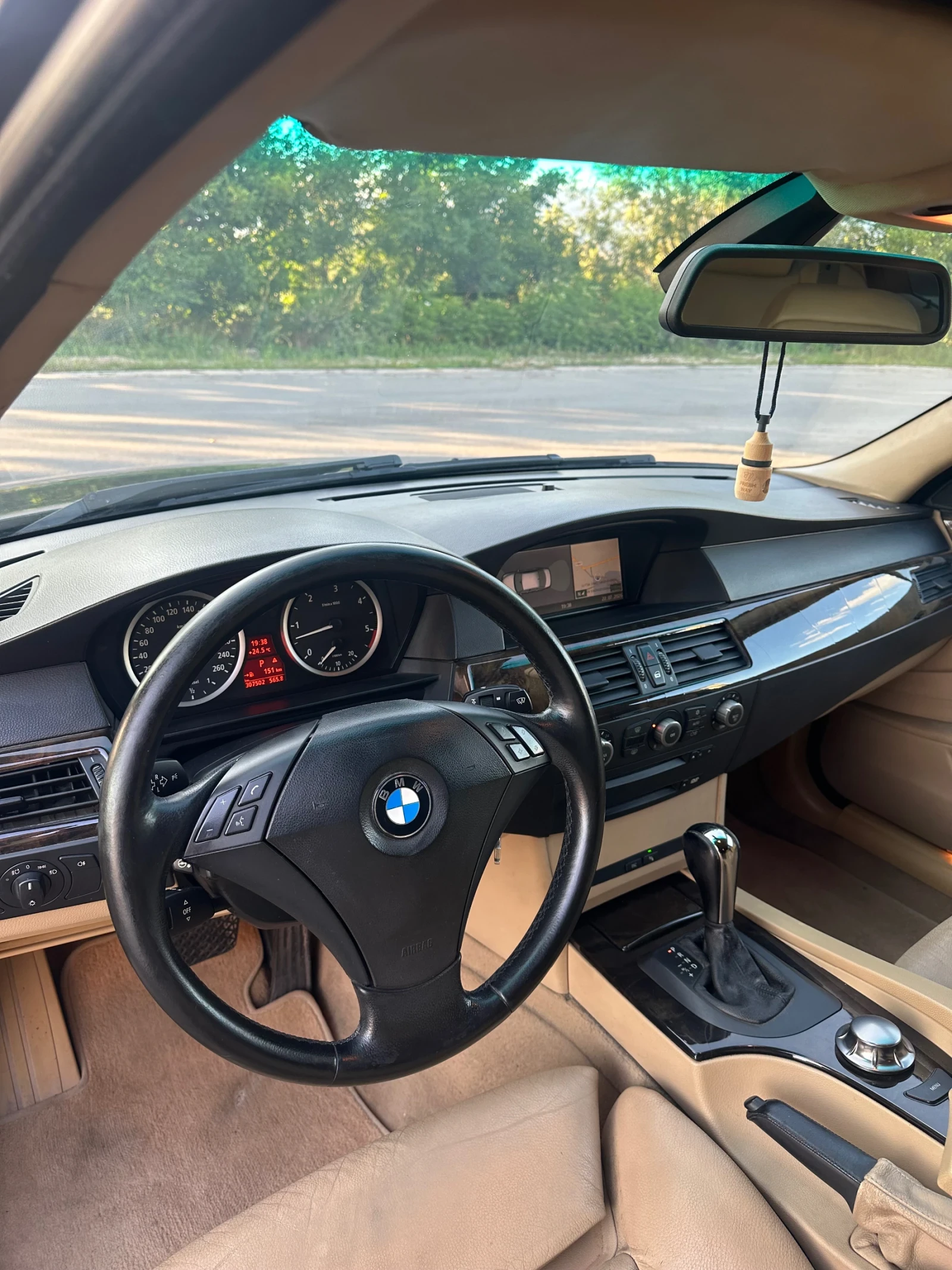 BMW 530 Euro 4, снимка 13 - Автомобили и джипове - 55179313